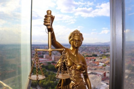 The SEC Has Ended Its Coinbase Lawsuit and Dropped Two Other Probes