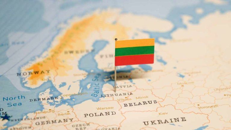 Lithuania Fines Crypto Firm M for Russian Sanctions Violations