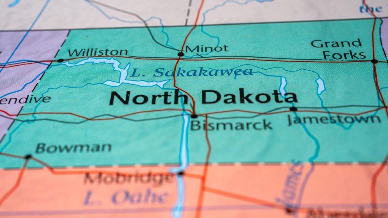 Applied Blockchain Changes Name, Enters Purchase Agreement for Land in North Dakota