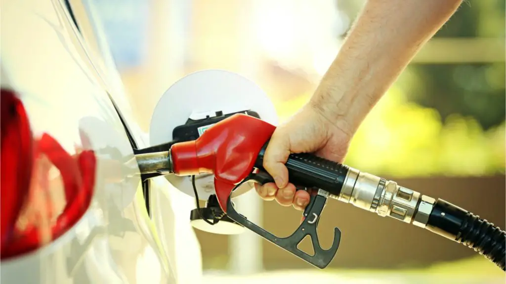Salvadoran President Nayib Bukele Says Citizens Paying for Gas With the Chivo Wallet Will Get a Discount Salvadoran President Nayib Bukele Says Citizens Paying for Gas With the Chivo Wallet Will Get a Discount